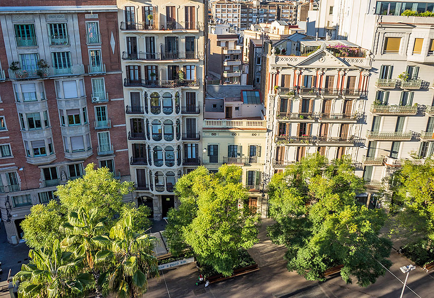 What area to stay in Barcelona: Eixample